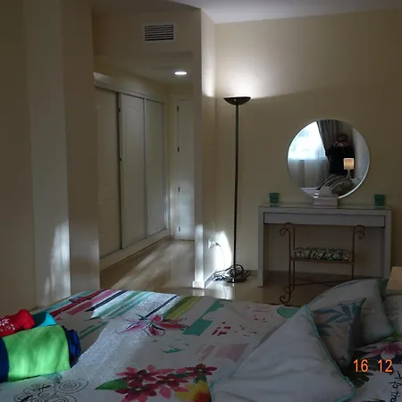 Elviria 2-bed Sleeps 4 Pool 20m To ماربيا