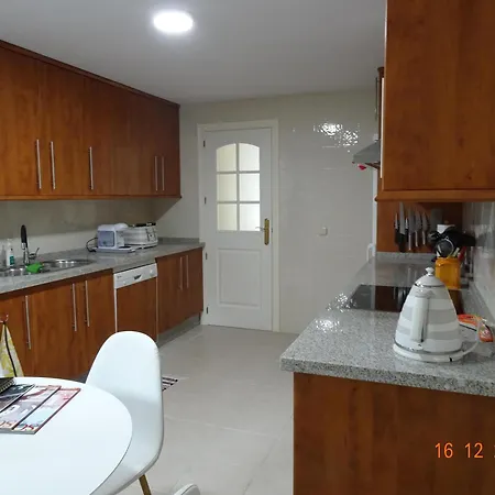 شقة Elviria 2-bed Sleeps 4 Pool 20m To