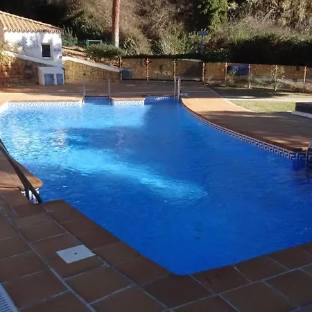 Elviria 2-bed Sleeps 4 Pool 20m To شقة ماربيا