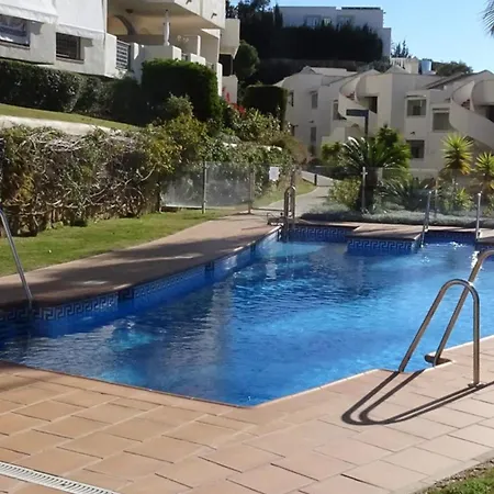 Elviria 2-bed Sleeps 4 Pool 20m To * ماربيا